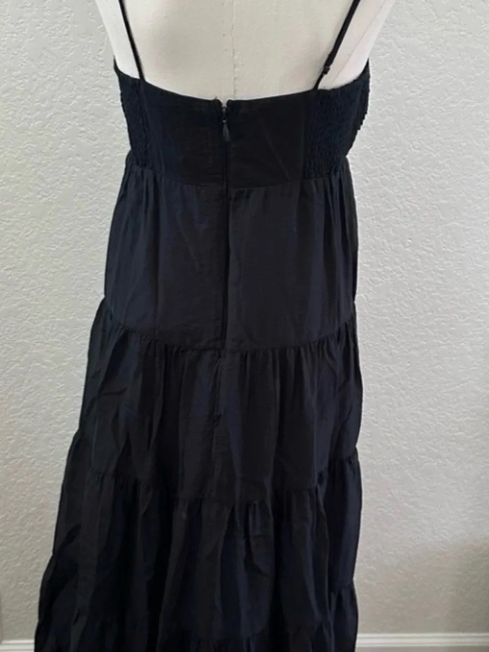 Abercrombie & Fitch black maxi dress tiered ruched‎ skirt size M NWT